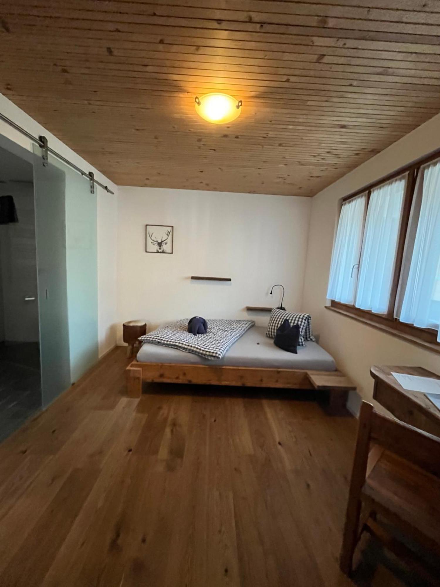 Conny'S B&B Niederweningen Bagian luar foto