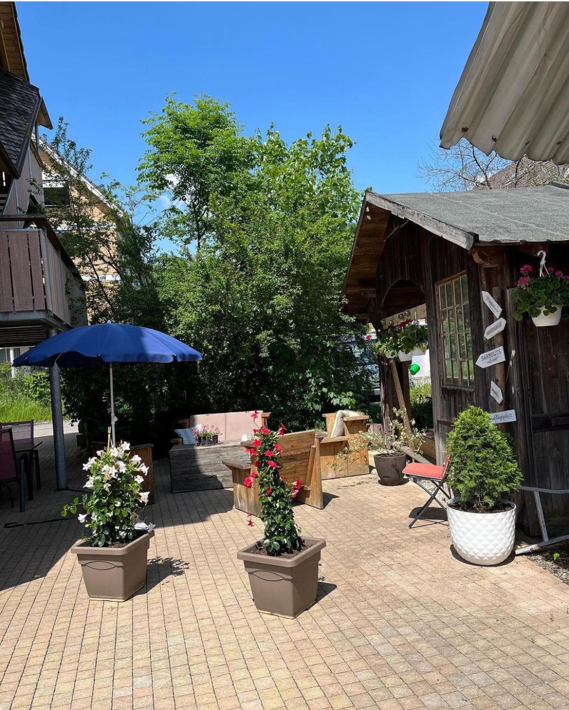 Conny'S B&B Niederweningen Bagian luar foto