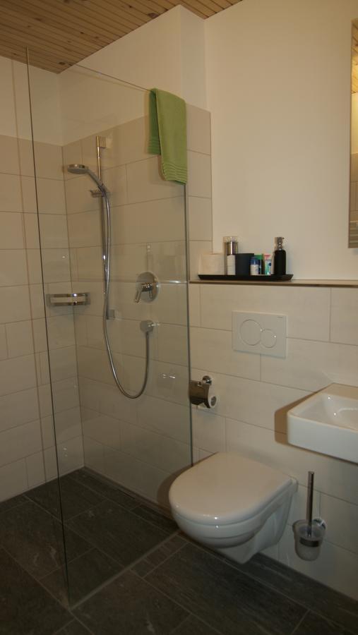 Conny'S B&B Niederweningen Bagian luar foto