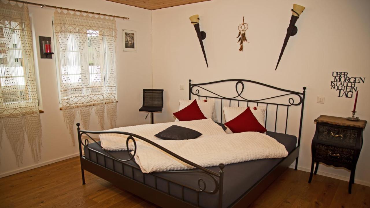Conny'S B&B Niederweningen Bagian luar foto
