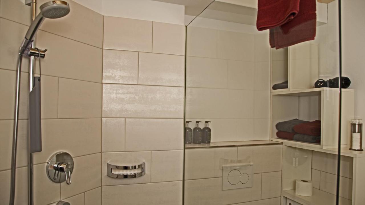 Conny'S B&B Niederweningen Bagian luar foto